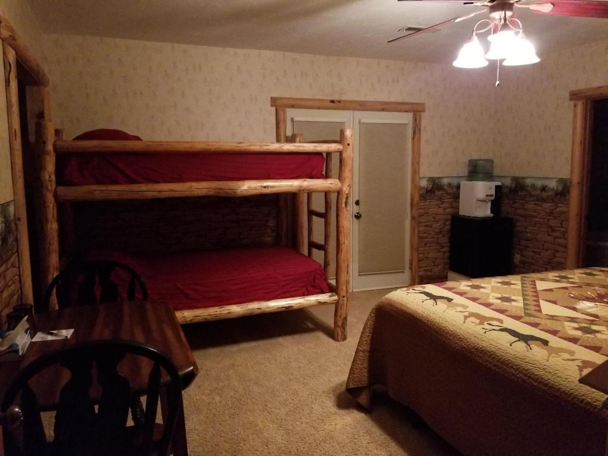 Sunlit Oasis Bed & Breakfast Notom Exterior foto